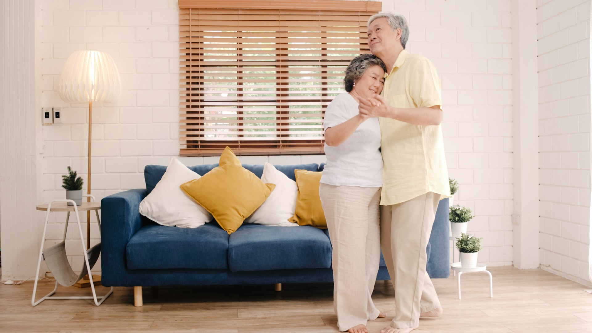 Tailored Insurance and Housing Solutions for Seniors